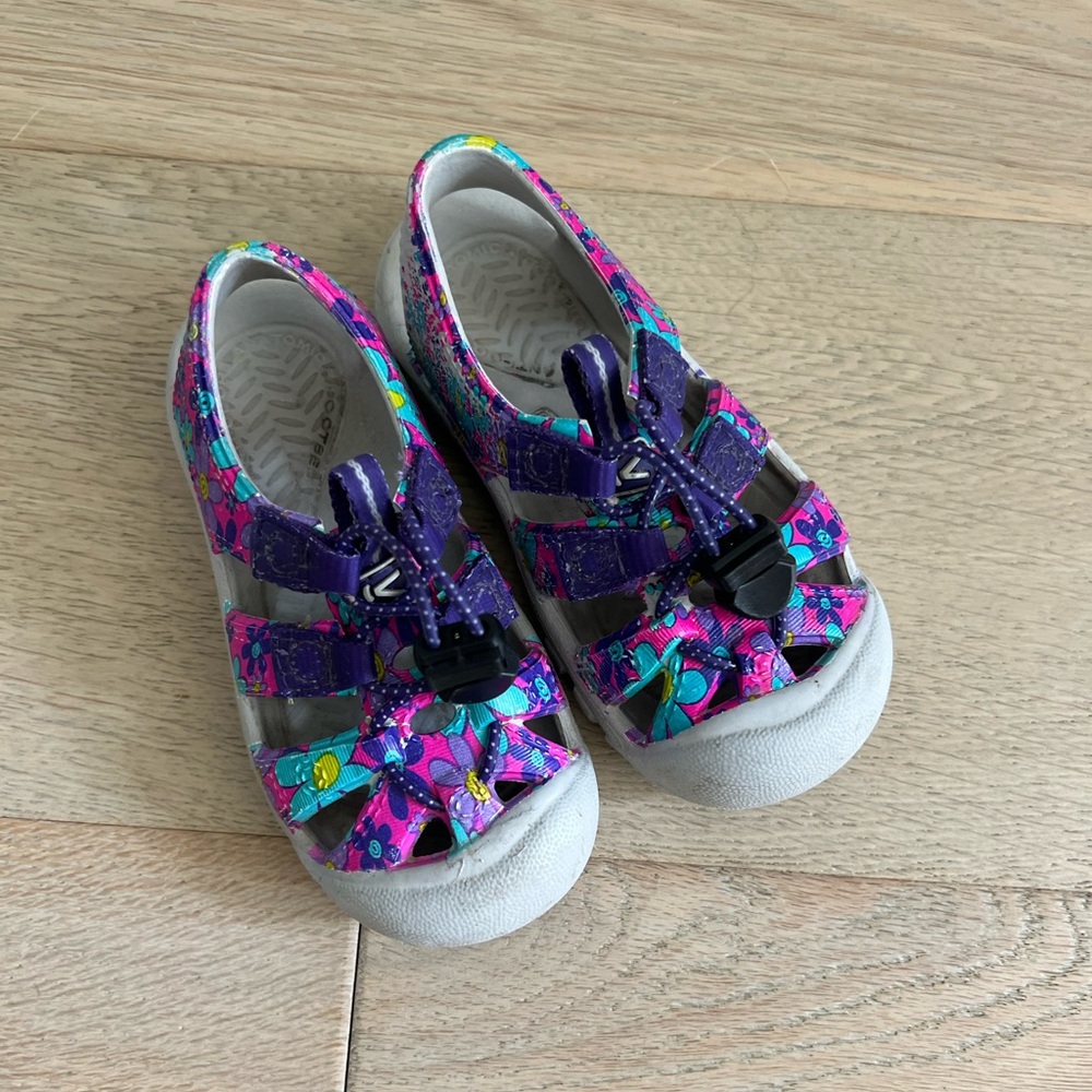 Toddler keen shoes